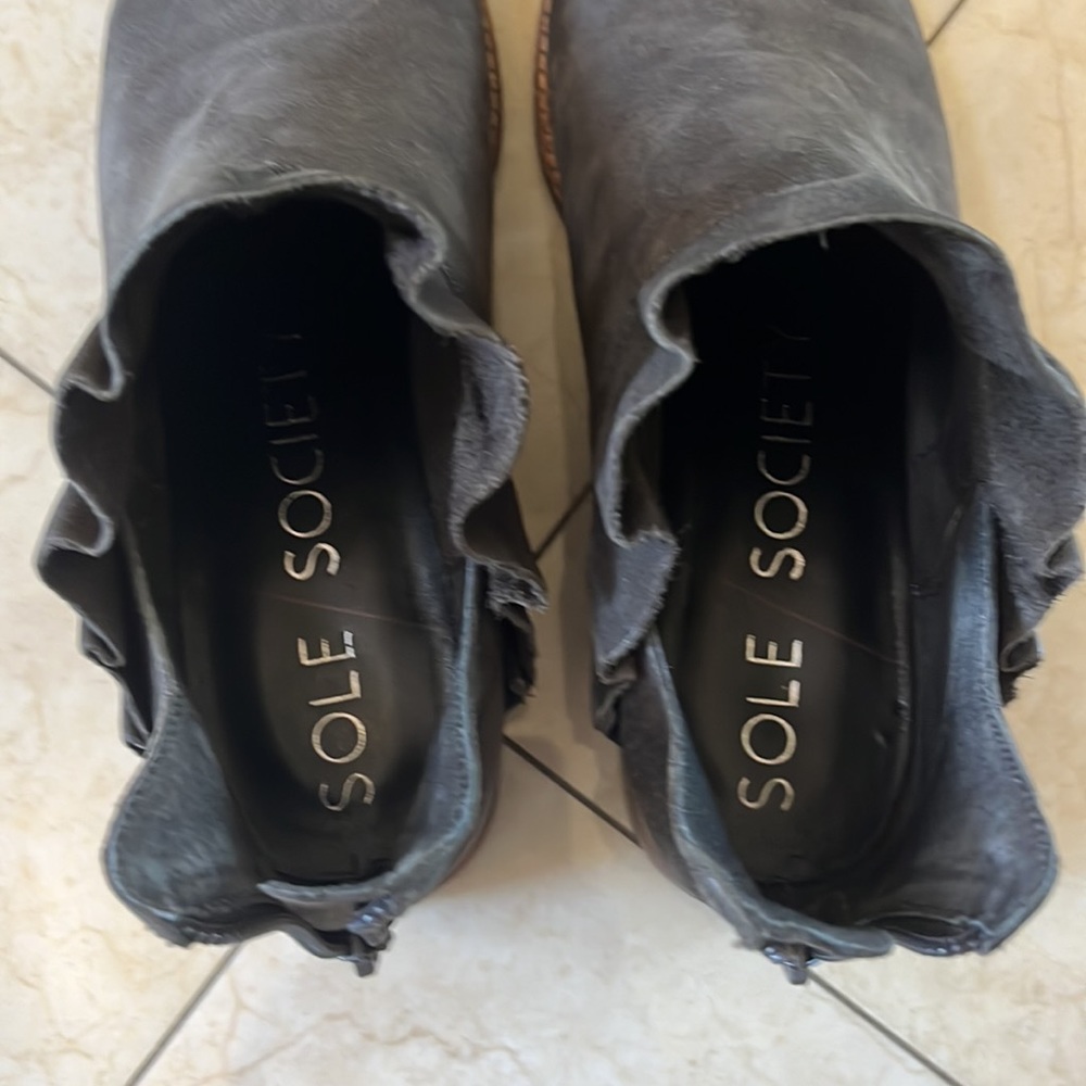 Black Ruffle Booties - Picture 5 of 7